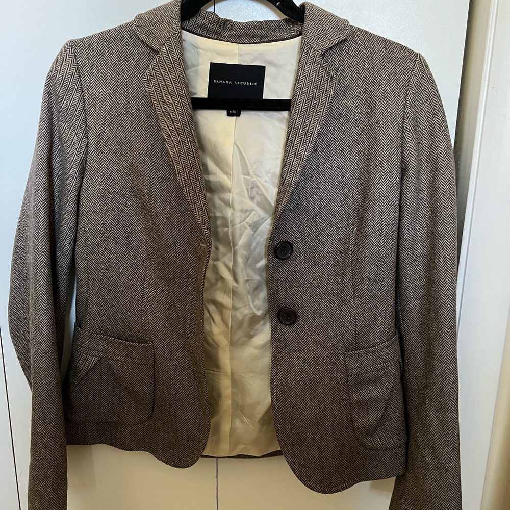 Banana Republic Blazer and Pants Suit